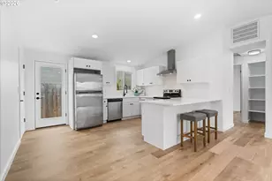 602 S Vermont St, Portland, OR 97219 - Photo 24