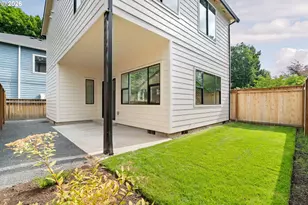 6407 NE 32nd Pl, Portland, OR 97211 - Photo 4
