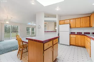 34117 Santiam Hwy, Lebanon, OR 97355 - Photo 10