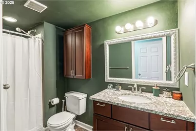 664 NE Grant St, Hillsboro, OR 97124 - Photo 16