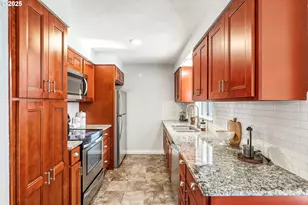 664 NE Grant St, Hillsboro, OR 97124 - Photo 8