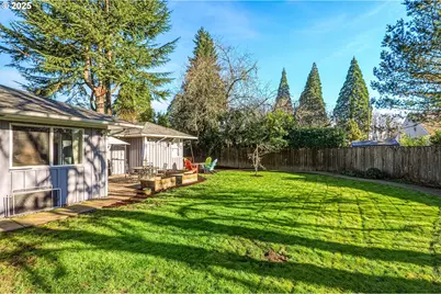 664 NE Grant St, Hillsboro, OR 97124 - Photo 24