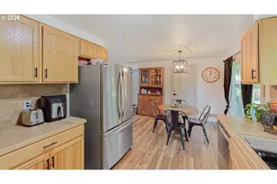 876 Welcome Way, Eugene, OR 97402 - Photo 12