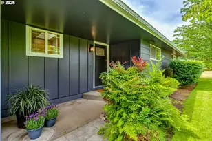 2750 Villa Way, Springfield, OR 97477 - Photo 4