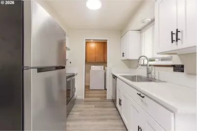 3836 SE 91st Ave, Portland, OR 97266 - Photo 10