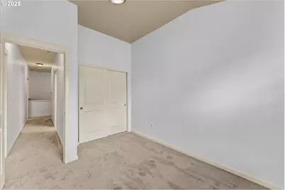 1050 SW 170th Ave #201, Beaverton, OR 97003 - Photo 26