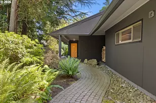 4922 SW Barnes Rd, Portland, OR 97221 - Photo 4