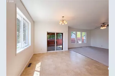19015 SW Jessica Way, Beaverton, OR 97006 - Photo 16