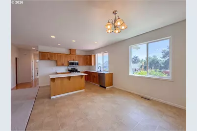 19015 SW Jessica Way, Beaverton, OR 97006 - Photo 18