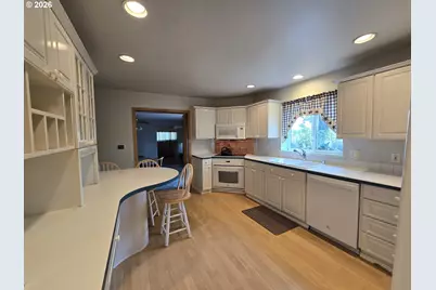 79404 Powerline Rd, Hermiston, OR 97838 - Photo 2