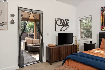 21302 NE Brooklyn Ct, Bend, OR 97701 - Photo 14