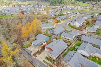 1839 S 57th St, Springfield, OR 97478 - Photo 42