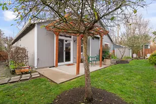 1839 S 57th St, Springfield, OR 97478 - Photo 34