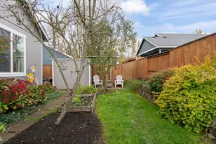 1839 S 57th St, Springfield, OR 97478 - Photo 36