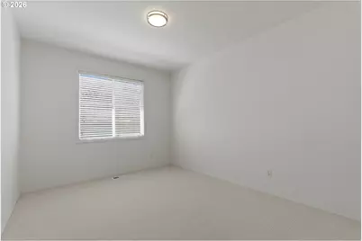 5914 SW Kruse Ridge Dr, Portland, OR 97219 - Photo 32