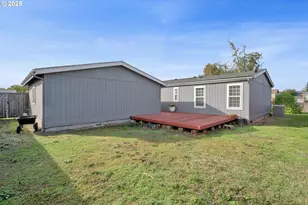 346 E 10th Pl, Junction City, OR 97448 - Photo 34