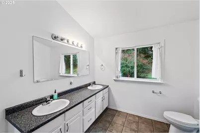 1101 Blanco Ave, Coos Bay, OR 97420 - Photo 24