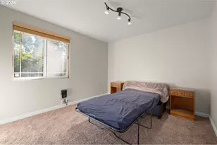 3389 Kevington Ave, Eugene, OR 97405 - Photo 32