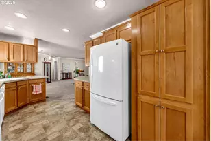 300 SW 7th Ave, Battle Ground, WA 98604 - Photo 16