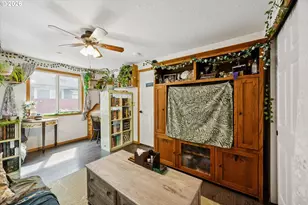 11769 SE Boise St, Portland, OR 97266 - Photo 12