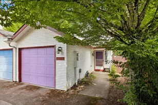 11769 SE Boise St, Portland, OR 97266 - Photo 2