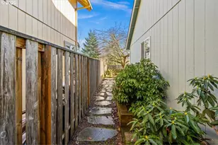 1636 Bonnie Ln, Forest Grove, OR 97116 - Photo 30