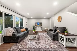 1636 Bonnie Ln, Forest Grove, OR 97116 - Photo 4