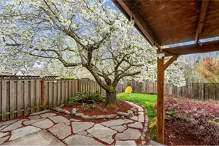 1636 Bonnie Ln, Forest Grove, OR 97116 - Photo 32