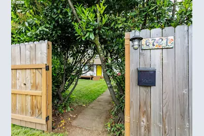 6721 SE 77th Ave, Portland, OR 97206 - Photo 2