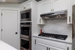 13165 NW Overton St, Portland, OR 97229 - Photo 10