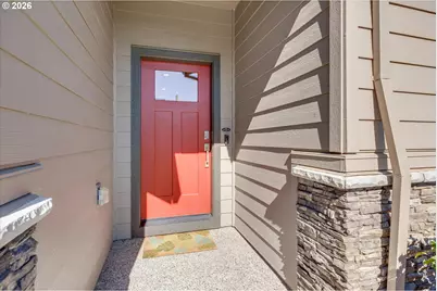 1149 S Walnut St, Canby, OR 97013 - Photo 2