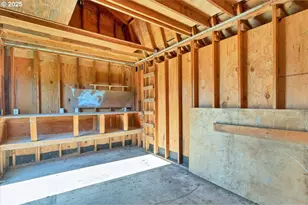 204 S 3rd St, Carlton, OR 97111 - Photo 38