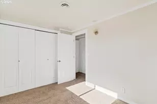 204 S 3rd St, Carlton, OR 97111 - Photo 24