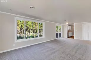 204 S 3rd St, Carlton, OR 97111 - Photo 8