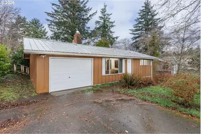 916 NE Douglas St, Newport, OR 97365 - Photo 2