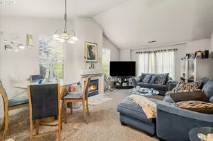 15745 NE Beech St, Portland, OR 97230 - Photo 16