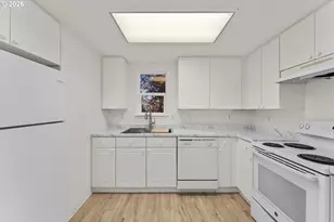 15745 NE Beech St, Portland, OR 97230 - Photo 16