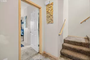 15745 NE Beech St, Portland, OR 97230 - Photo 8