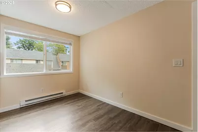 16825 SE Powell Blvd, Portland, OR 97236 - Photo 12