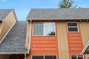16825 SE Powell Blvd, Portland, OR 97236 - Photo 2