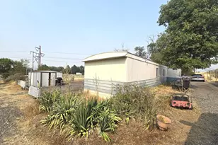 1236 E Punkin Center Rd, Hermiston, OR 97838 - Photo 2