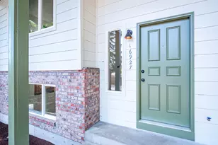 16927 NE Glisan St, Portland, OR 97230 - Photo 6