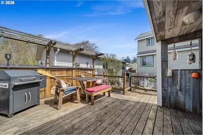 211 S 2nd Ave, Rockaway Beach, OR 97136 - Photo 32