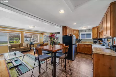 211 S 2nd Ave, Rockaway Beach, OR 97136 - Photo 12