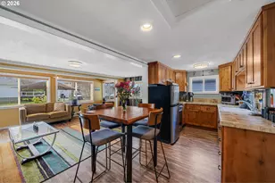 211 S 2nd Ave, Rockaway Beach, OR 97136 - Photo 12