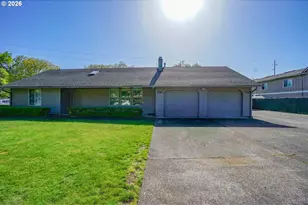 3910 NE 109th Ave, Vancouver, WA 98682 - Photo 2