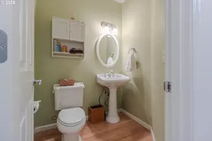 1371 Ranier Loop NW, Salem, OR 97304 - Photo 22