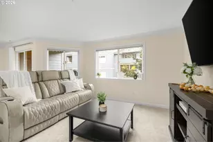 7931 SW 40th Ave, Portland, OR 97219 - Photo 4