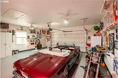 2672 Hazelnut Dr, Woodburn, OR 97071 - Photo 32