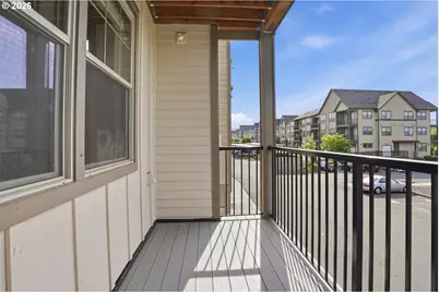 16417 NW Chadwick Way #203, Portland, OR 97229 - Photo 4